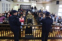 Servidores recebem instruções de segurança em caso de incêndio