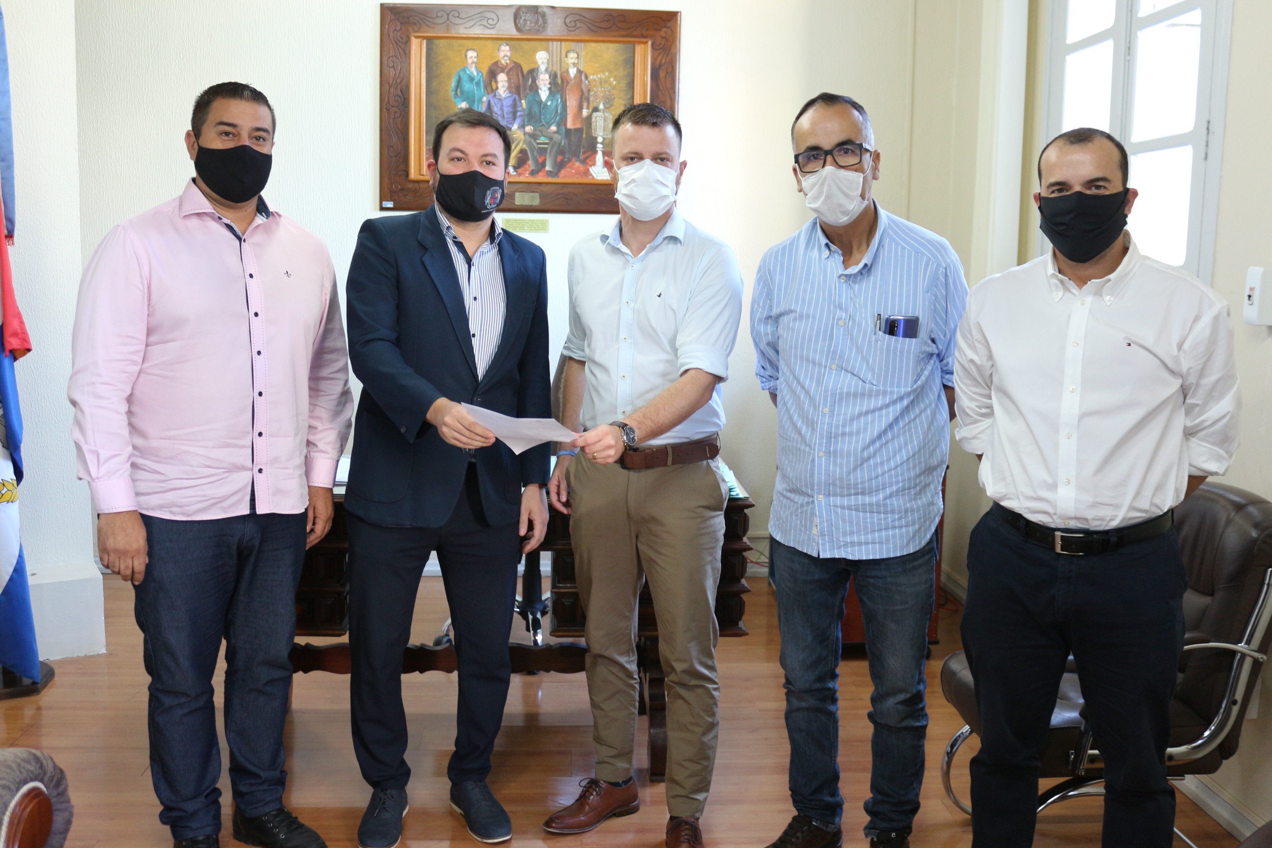 Vacinação Solidária é proposta pela Câmara 