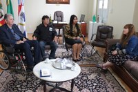 Visita registra história da família Prado Lima 