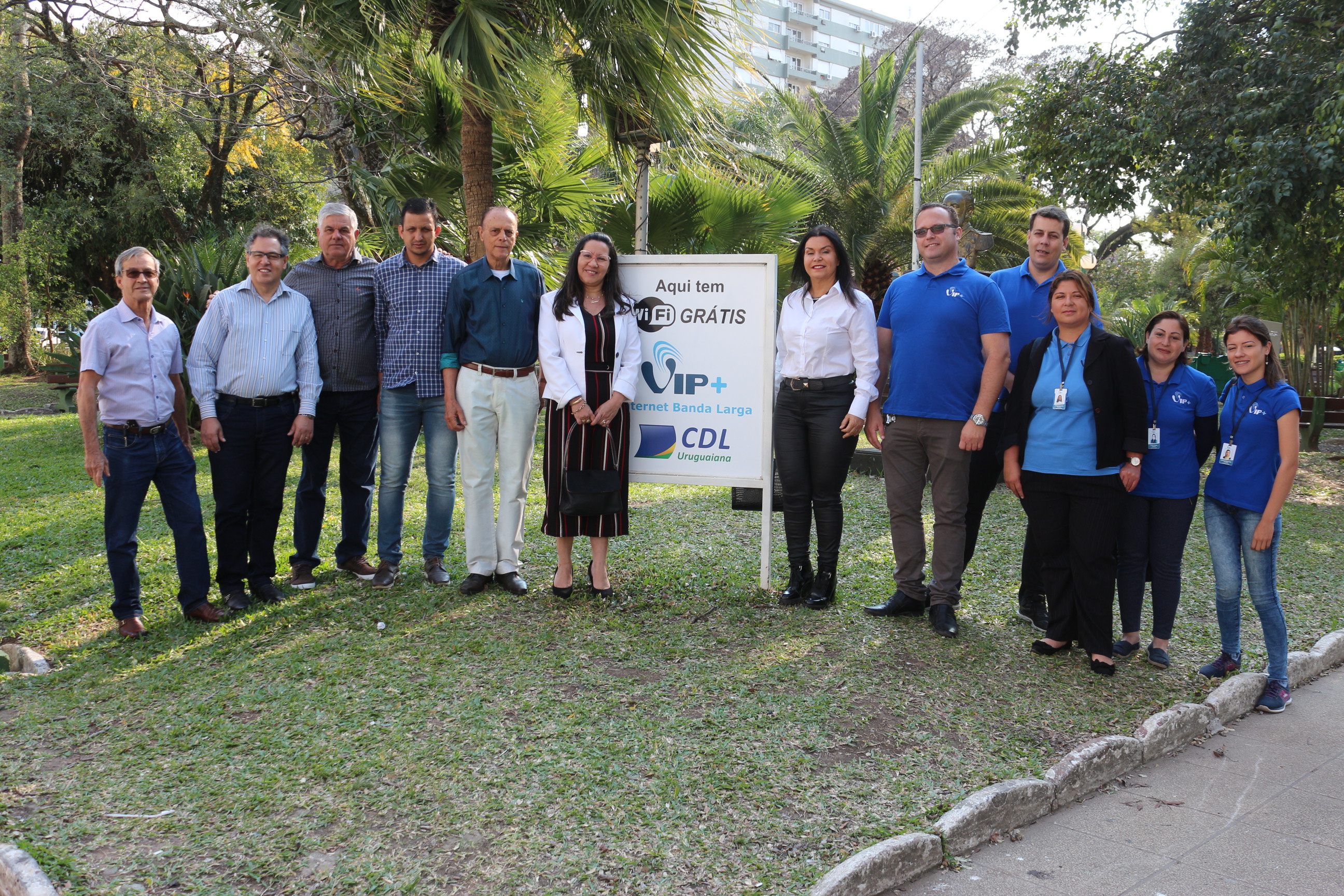 Wi-fi gratuito na Praça iniciou hoje